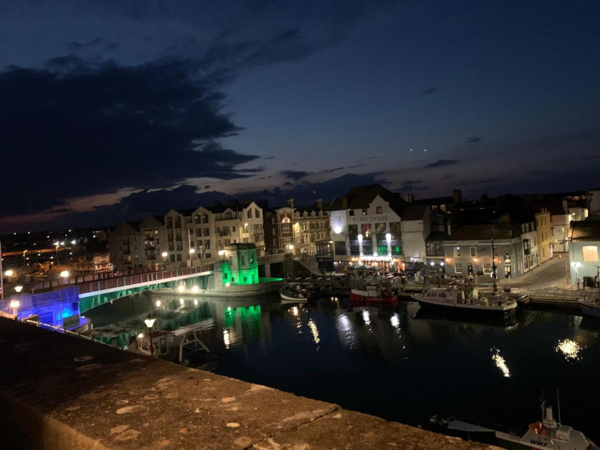 Old Quayside View Apartment Weymouth Bagian luar foto